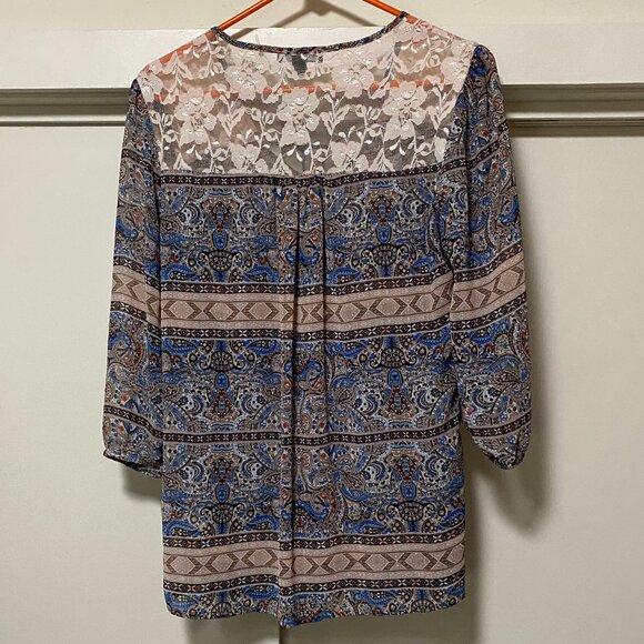 Signature Studio Boho blouse w/lace shoulders & top back, size M - Picture 7 of 11